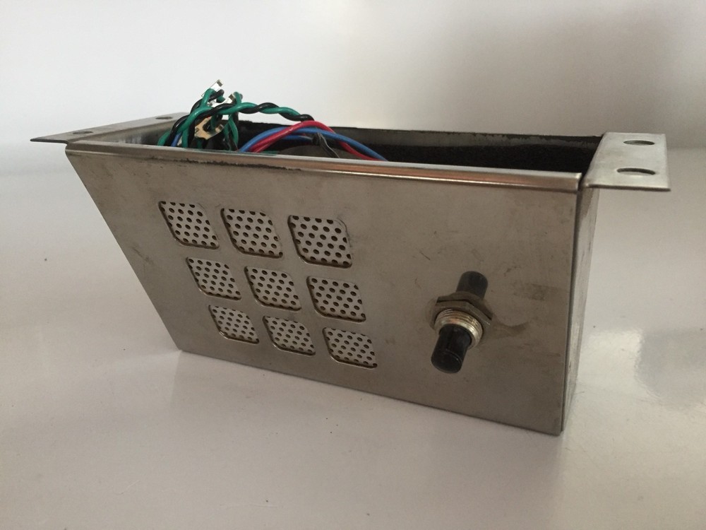 Order-Matic Ordermatic OEM Push Button For Drive-In Menu - SPST Momentary Switch