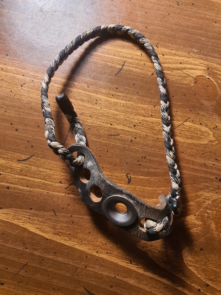 Wrist Sling Camo