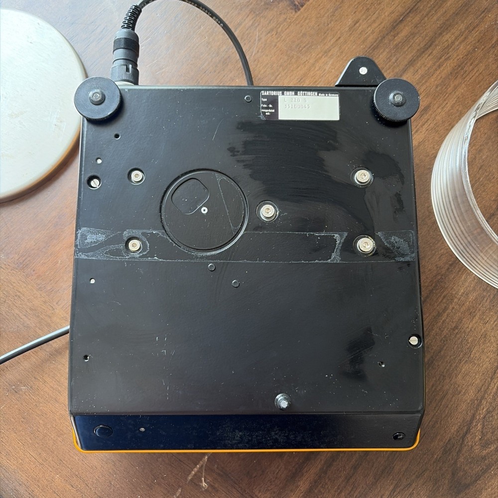 SARTORIUS TYPE L220S TOP LOAD BALANCE