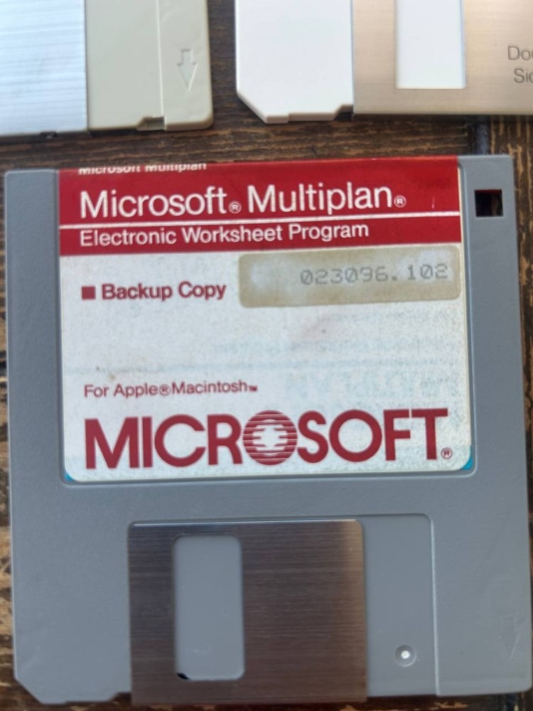 Microsoft Business Pack Macintosh w/ Word Multiplan Chart File Disks