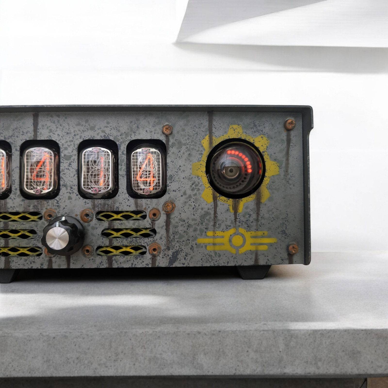 Nixie tube clock with IN-12 tubes and dekatron in metallic case