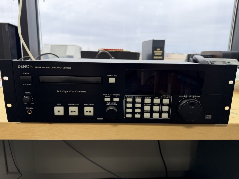Denon DN-C680 Professional CD Player