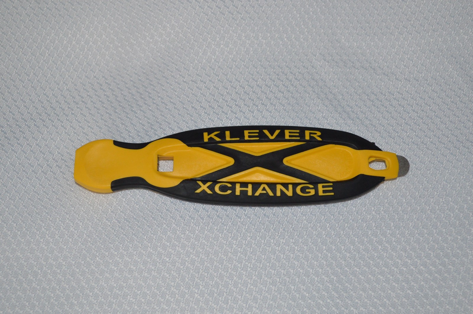 KLEVER CUTTER ~ X-CHANGE ~ SAFETY CUTTER ~ BOX CUTTER ~ REPLACEABLE BLADE ~ NEW