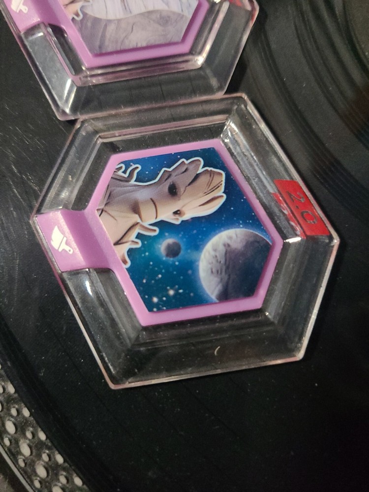 2 Used Disney Infinity 2.0 Marvel Power-Up Disc Groot No Original Packaging