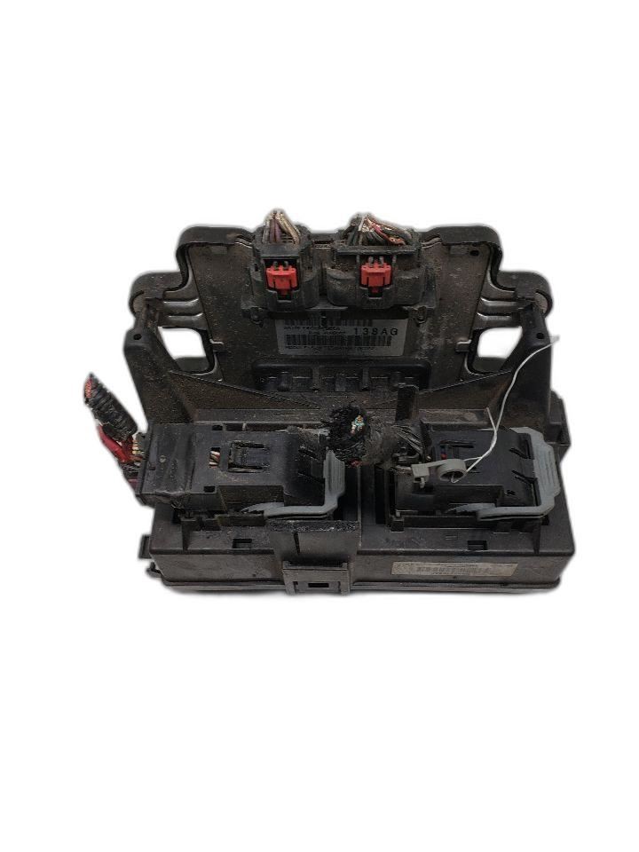 Engine ECM Power Supply Includes Fuse Box Junction Box Fits 2007 COMMANDER OEM