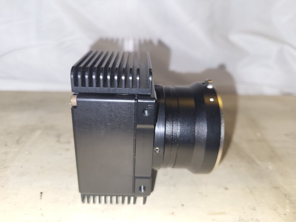BASLER spL4096-70km Industrial Camera