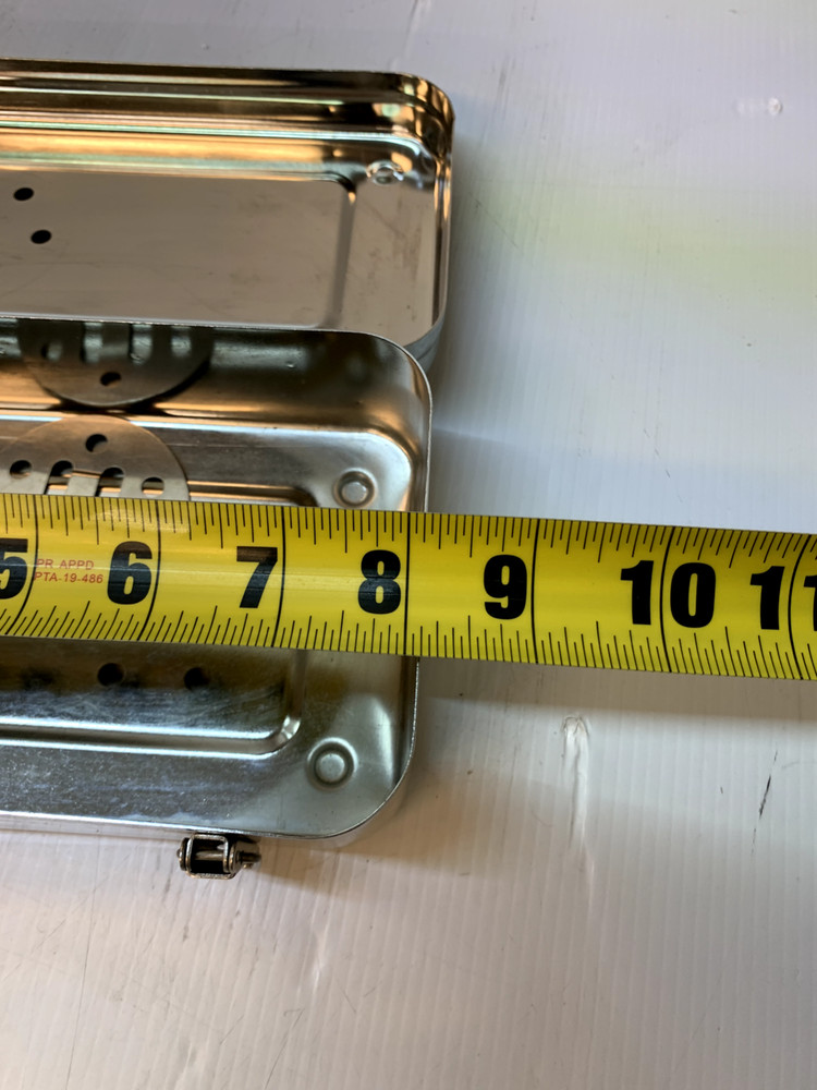 8" x 4 ¼ " x 2" Sterilization Tray With Lid S8117