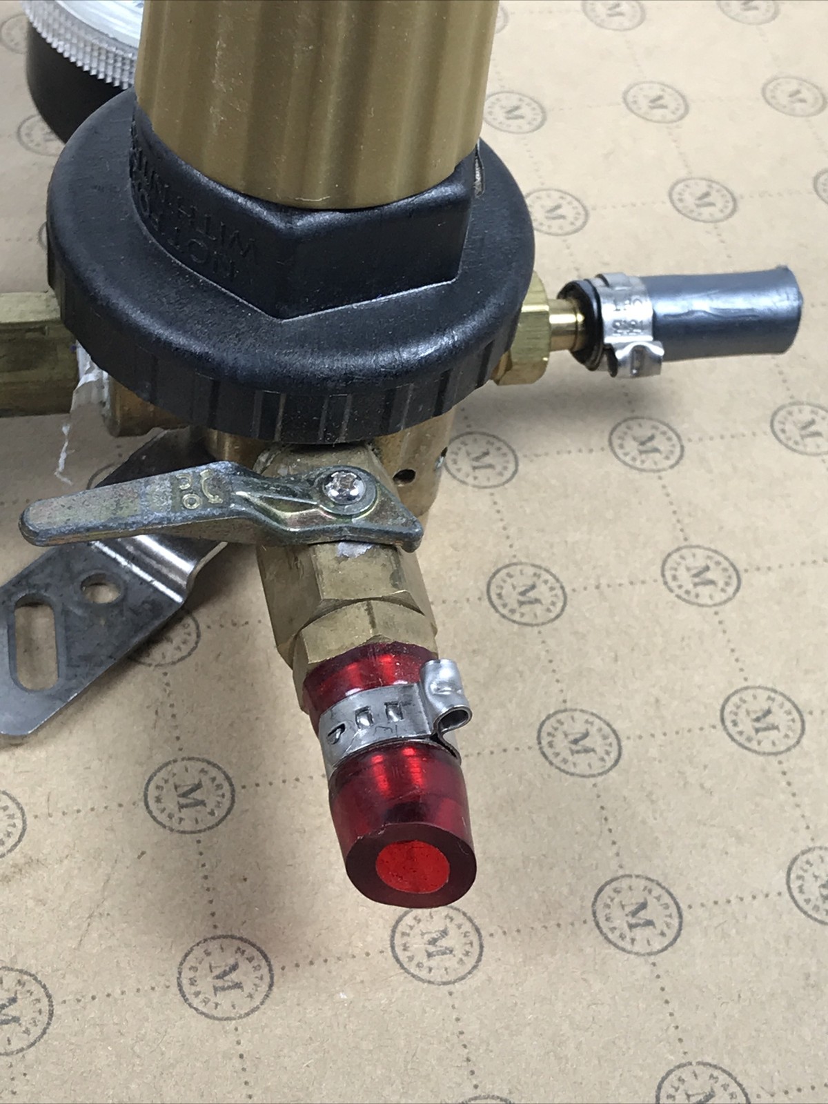 Taprite Dual Pressure Co2 Beer Soda Regulator 5740 Excellent