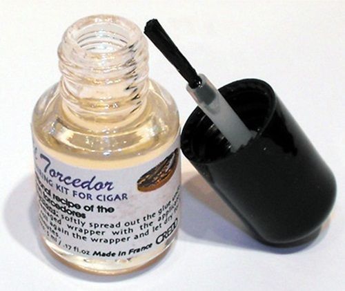 Credo El Ligador Cigar Glue - Repair for Damaged Cigar Wrappers - 8200