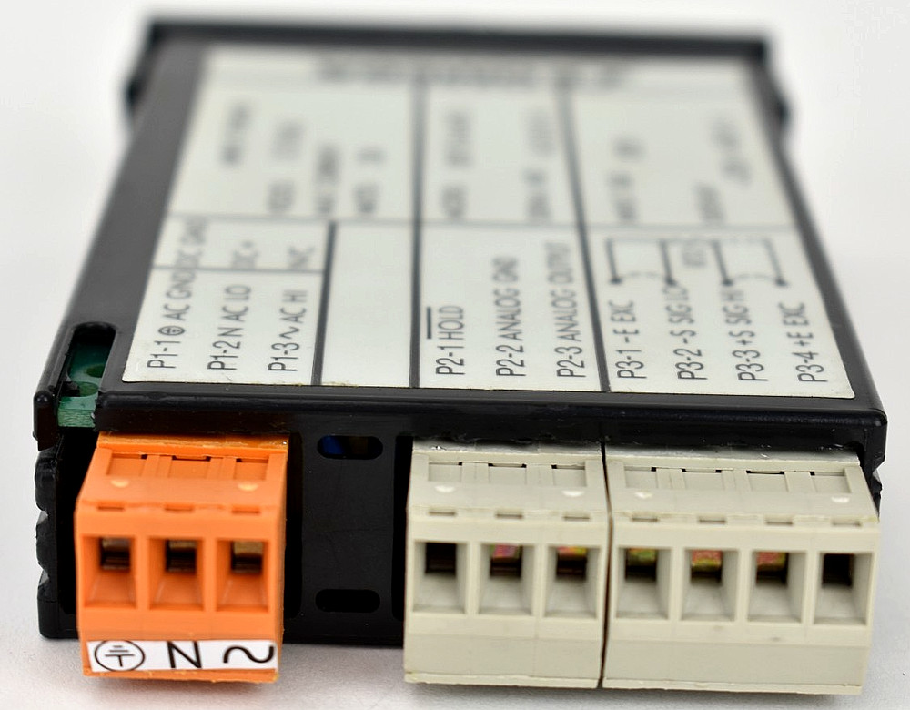 Omega DP116-MC1 Digital Panel Thermometer / Temperature Readout Display Meter