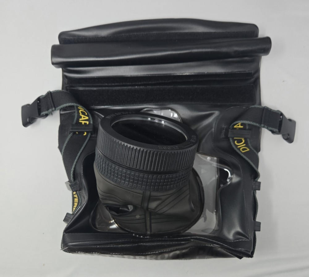 DiCAPac WP-S10 Pro DSLR Camera Series Waterproof Case