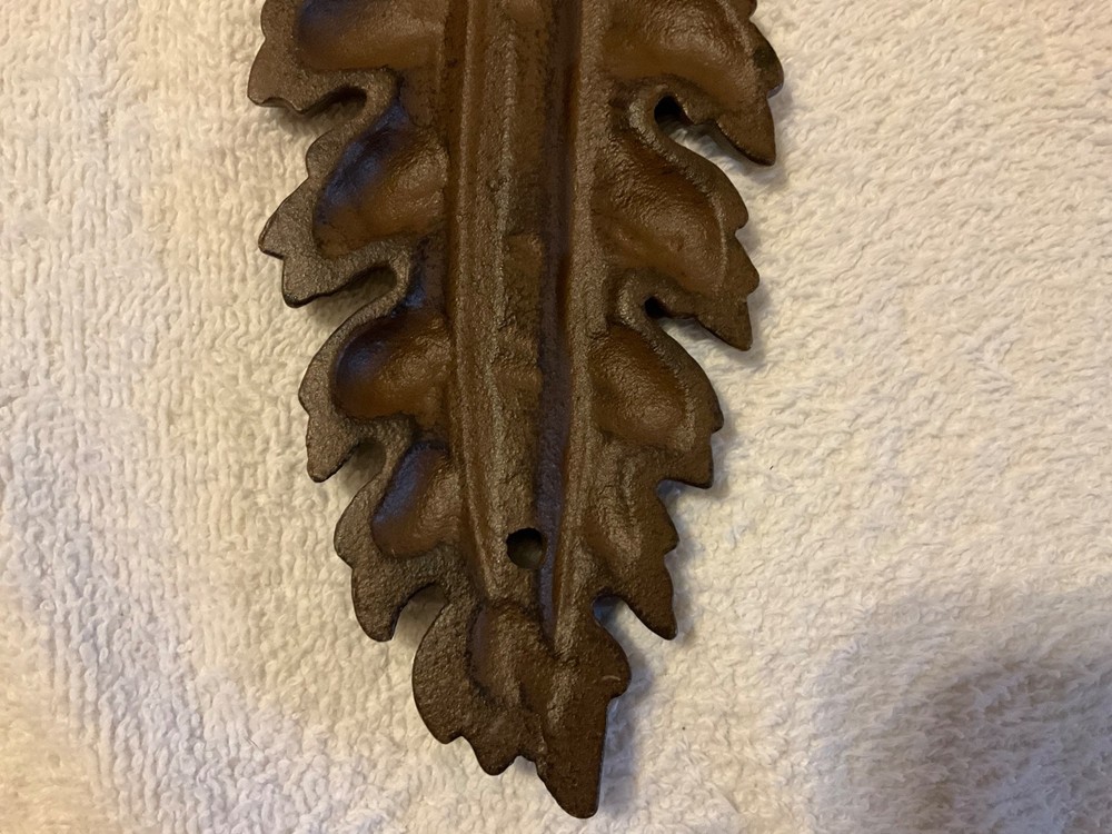 Manual Woodworkers Cast Metal Leaf Thermometer