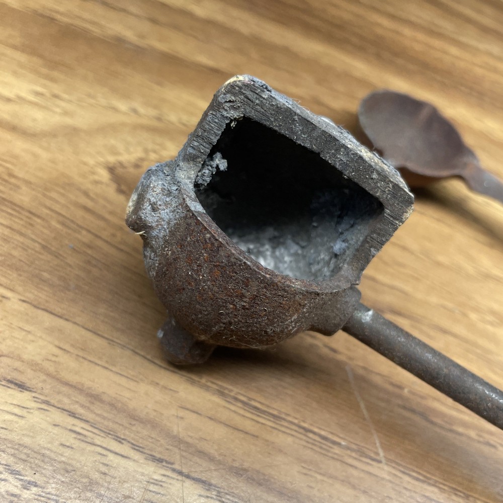 2 Lead ladle dippers
