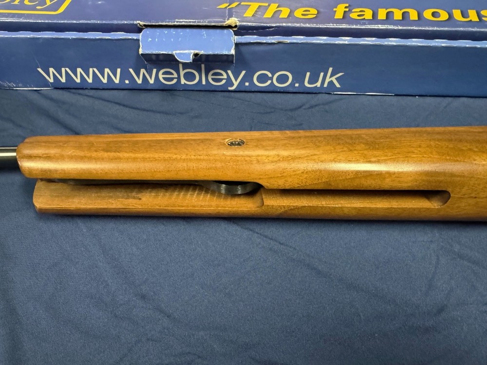Webley and Scott Tomahawk Air Rifle .22 Caliber