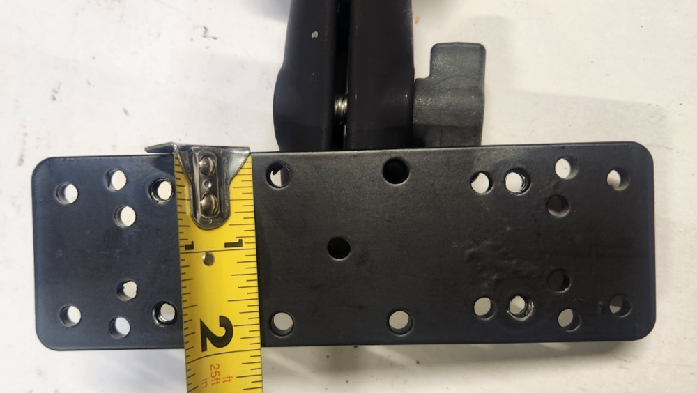 RAM Mounts Universal Ball and Socket Electronics Mount Fish Finder Depth Swivel