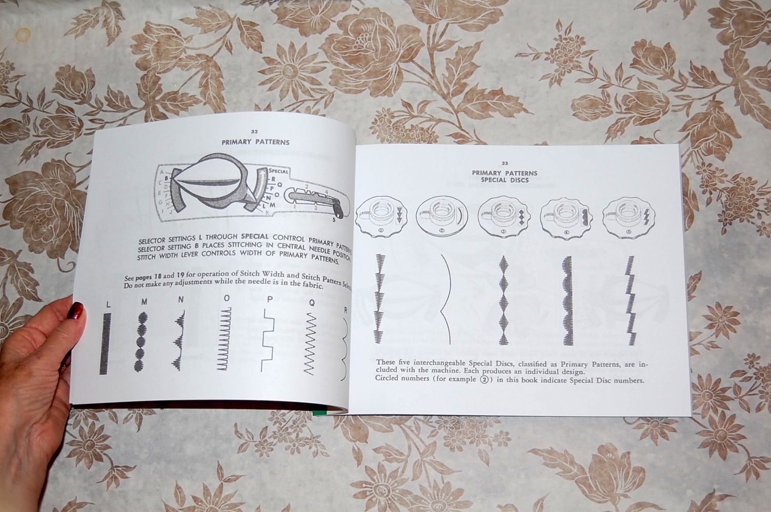 Rare Deluxe-Edition Instructions Manual for Singer 500, 500A Sewing Machines