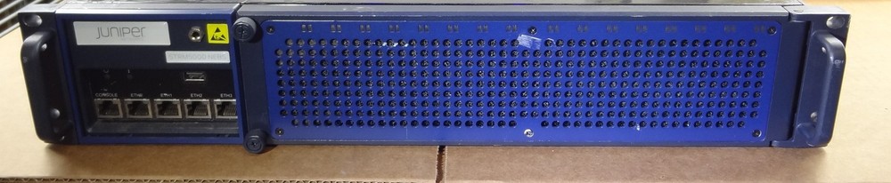 Juniper STRM 5000 NEBS STRM5000-NEBS-A-BSE-A Security Threat Manager