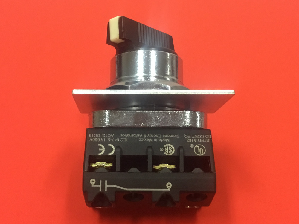 Siemens - 52SA2AAB - Selector Switch - W/52BAK - Contact Block