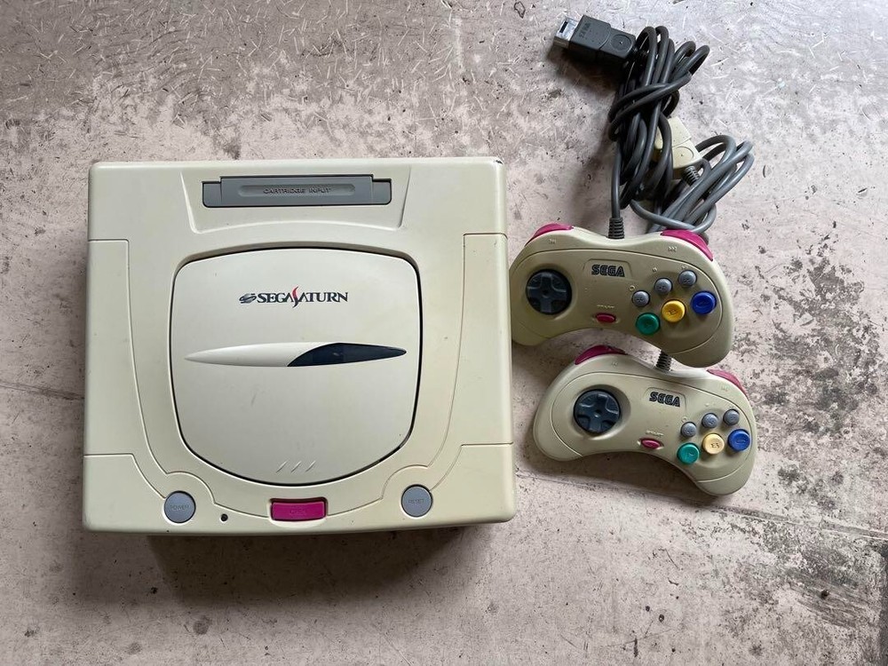 SEGA Saturn WHITE Game HST-3220 Console ＋ 2 Controller ＋ Cable Tested  Work Japa