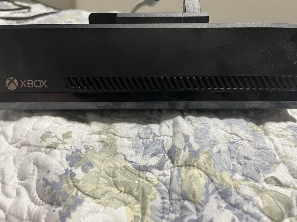 Microsoft Xbox One Kinect Sensor with USB Cable and Power Adapter TESTED WORKS
