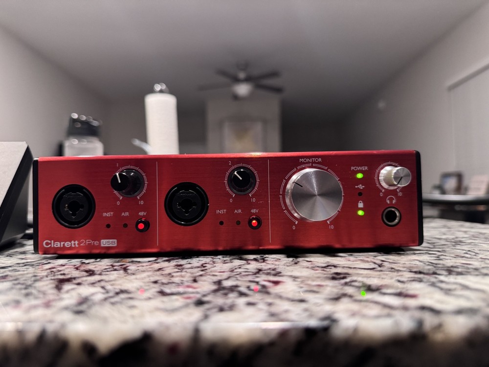 Focusrite Clarett 2Pre USB & Elgato Wave XLR Audio Interface Bundle, Pro Stream