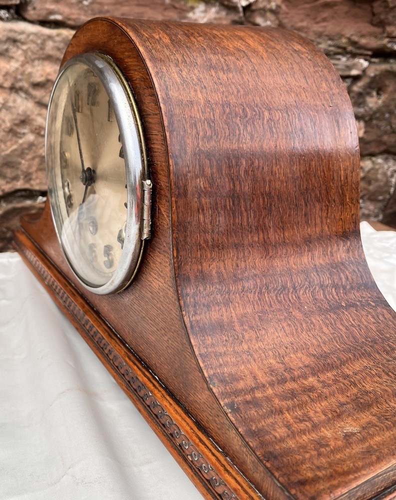 Napoleon Clock With Westminster Chime & Key In Oak Case