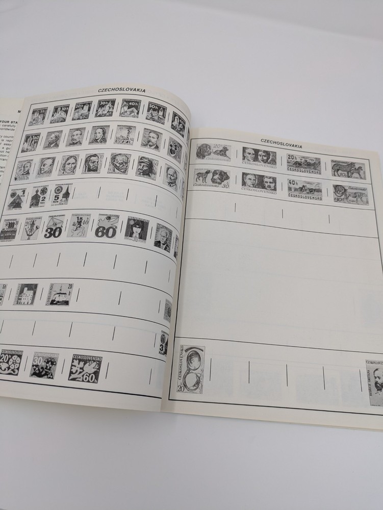 Hygrade , World Wide, & Weekly Reader Postage Stamp Albums - Collectable Book