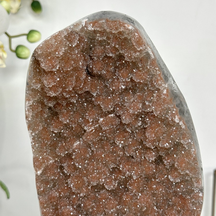Sugar Druzy Crystal Cluster on Stand Statement Piece. MWS2650