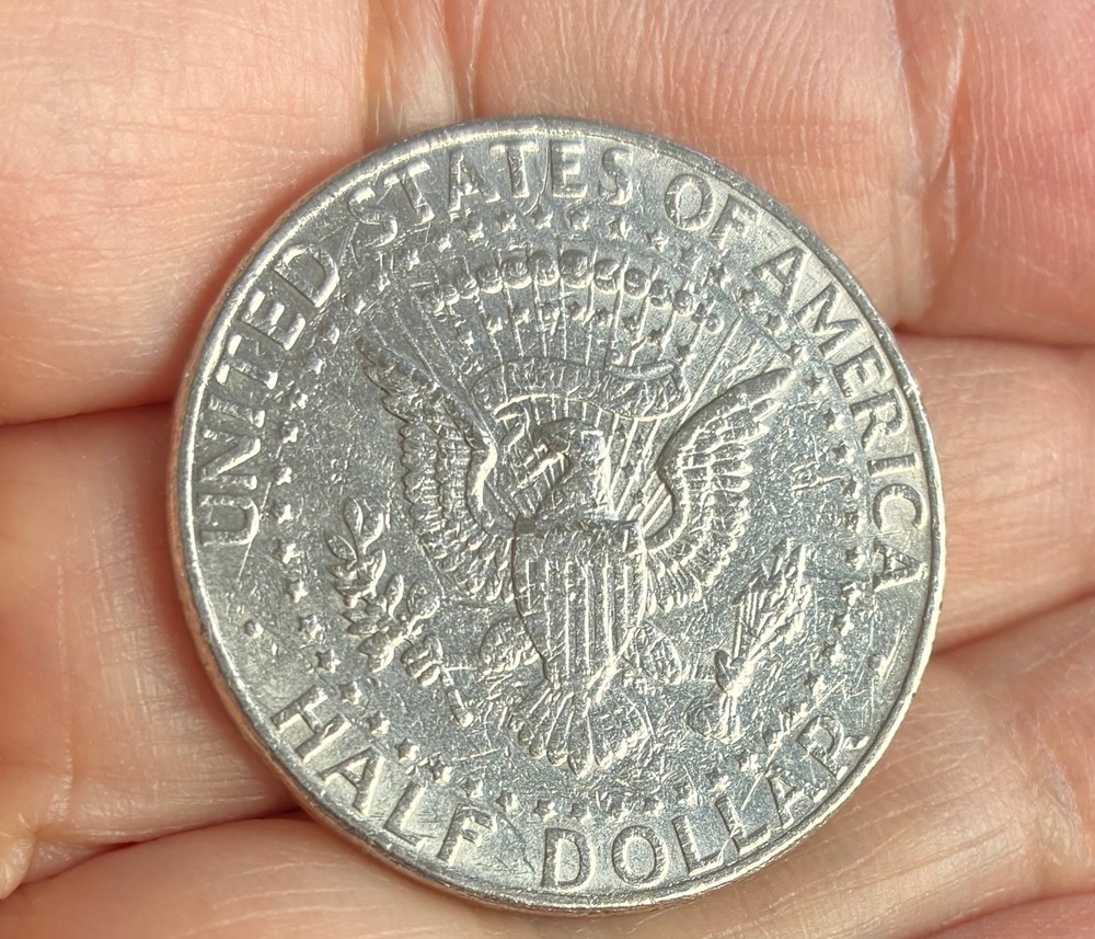 1990 P Kennedy Half Dollar - "SHADOW or Floating P ?" Grease ?
