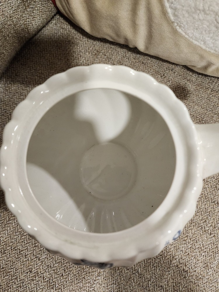 Johnson Brothers Devon Sprays Tea Pot