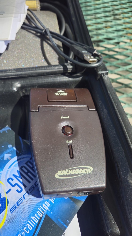 Bacharach - Fyrite InTech Portable Combustion Analyzer with Case