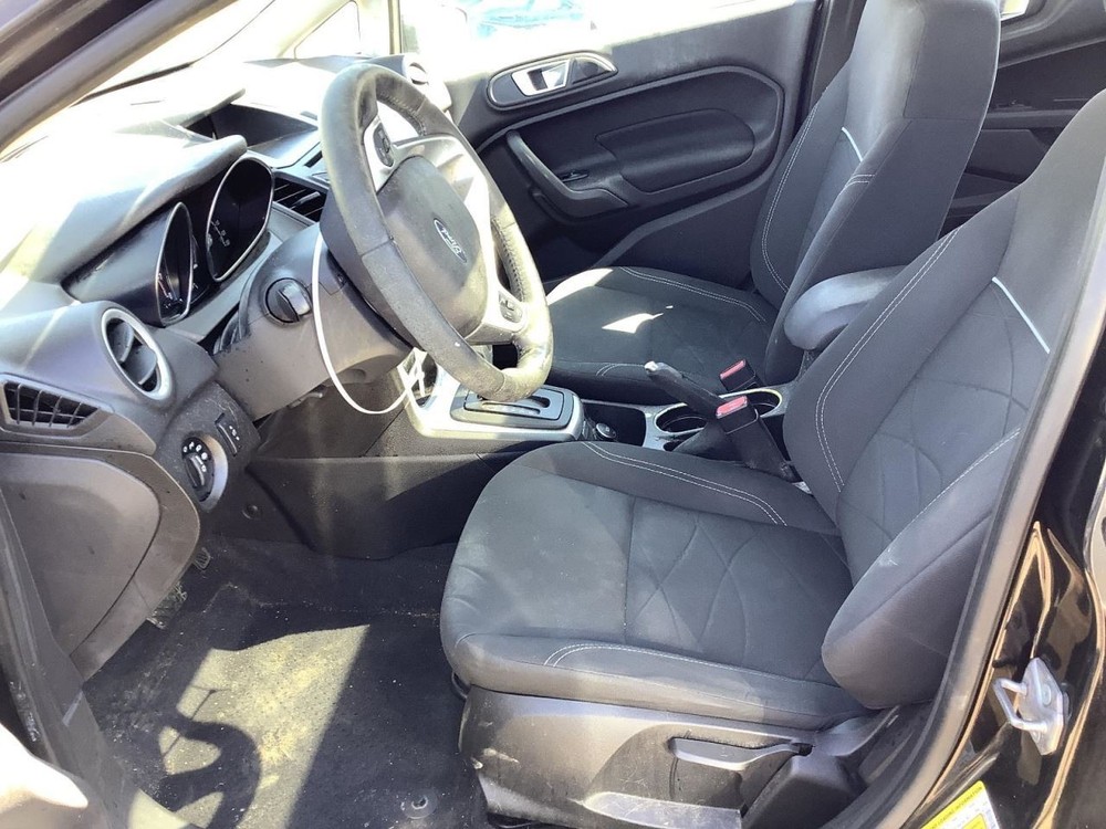 FIESTA 2014 Glove Box 4558032