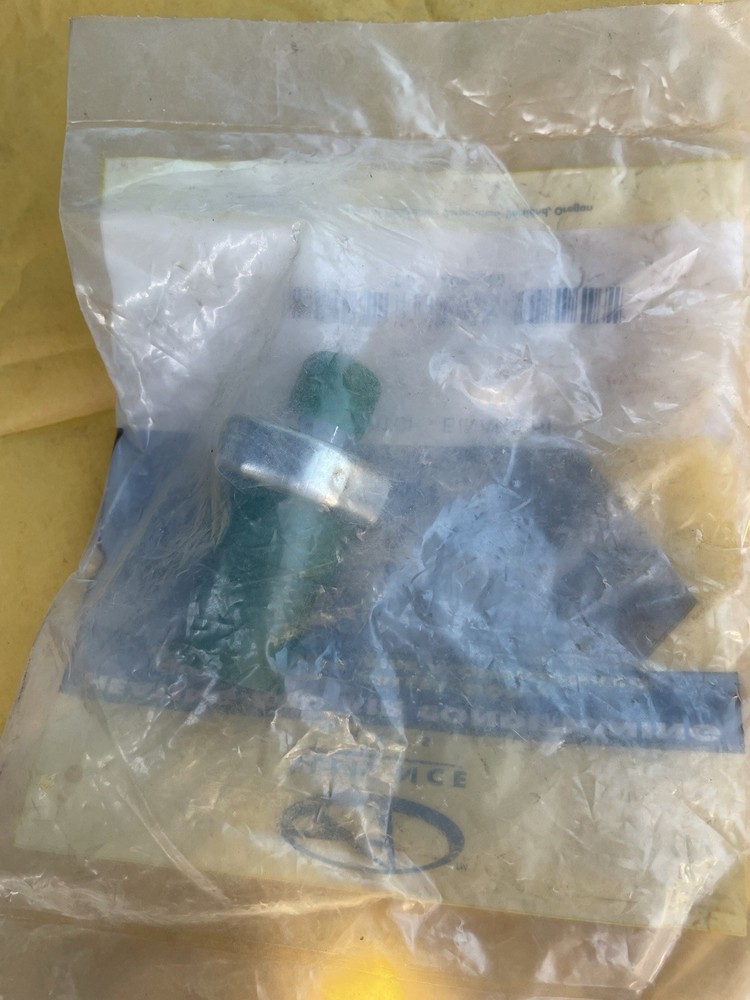 alliance freightliner 06 35209 000 binary switch