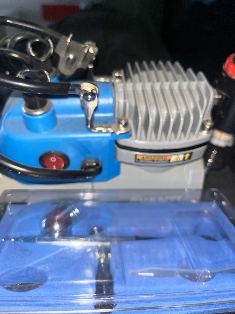 AVANTI Airbrush