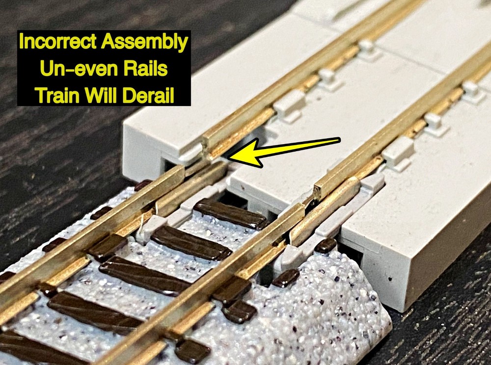 Kato N Scale Unitrack 4x8 3 Ring Layout Set + Digitrax DCS52 DCC