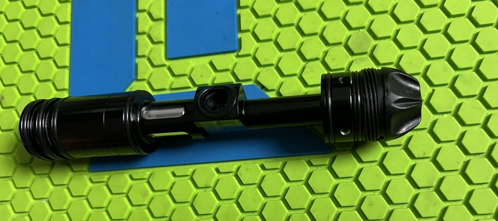 PROTO MATRIX RAIL PMR 2007-2010 COMPLETE BOLT ENGINE+ COMPOSITE BACK CAP - BLACK