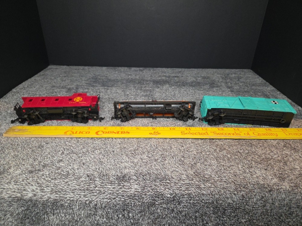 Bachmann Ho Train Set With Extra Tracks Pieces & Accessories UNTESTED AS IS