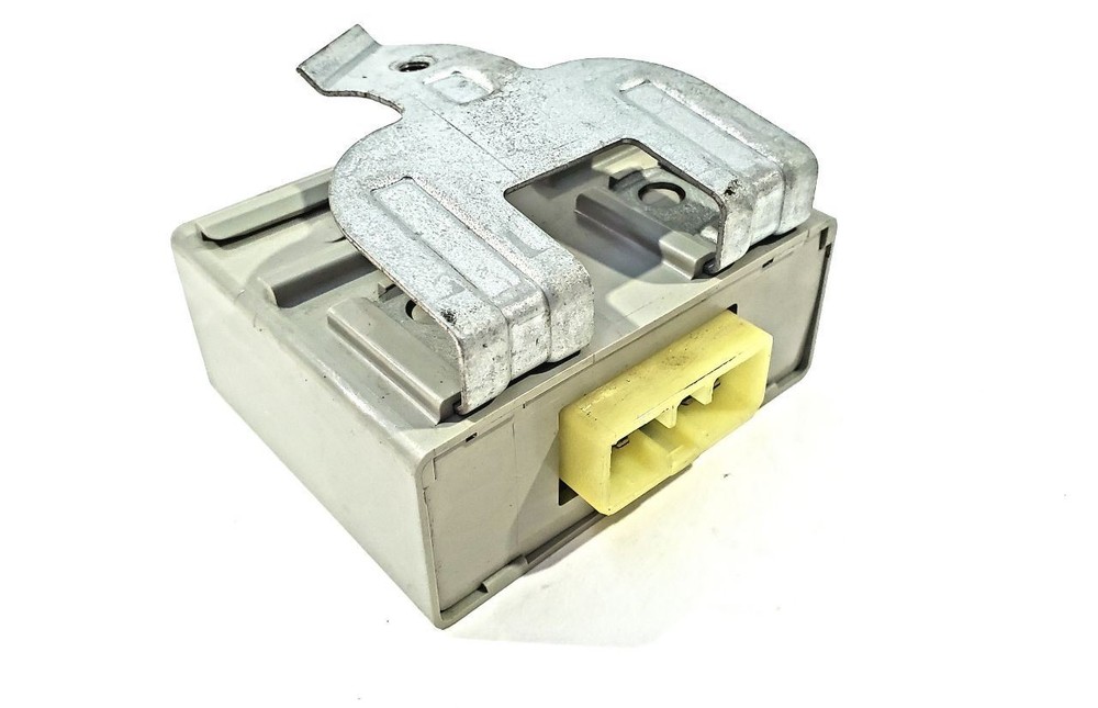 1987 Chrysler Conquest OEM Antenna Control Module MB358975