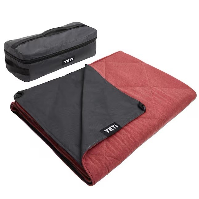 YETI Lowlands Blanket - Fireside Red 78”x55” Camping, Beach, Blanket