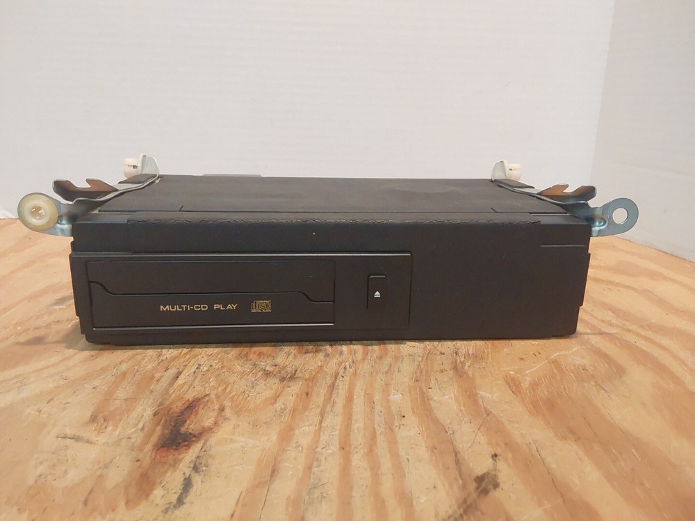 1997 Lexus CD Changer