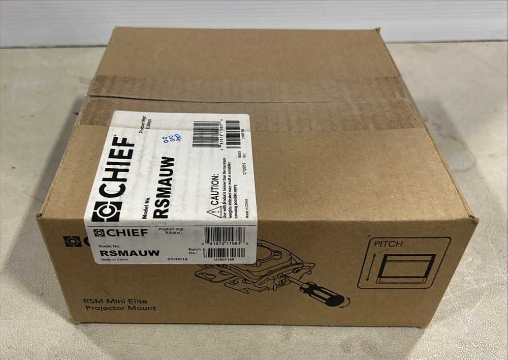 Chief Mini Elite Universal Projector Mount RSMAUW