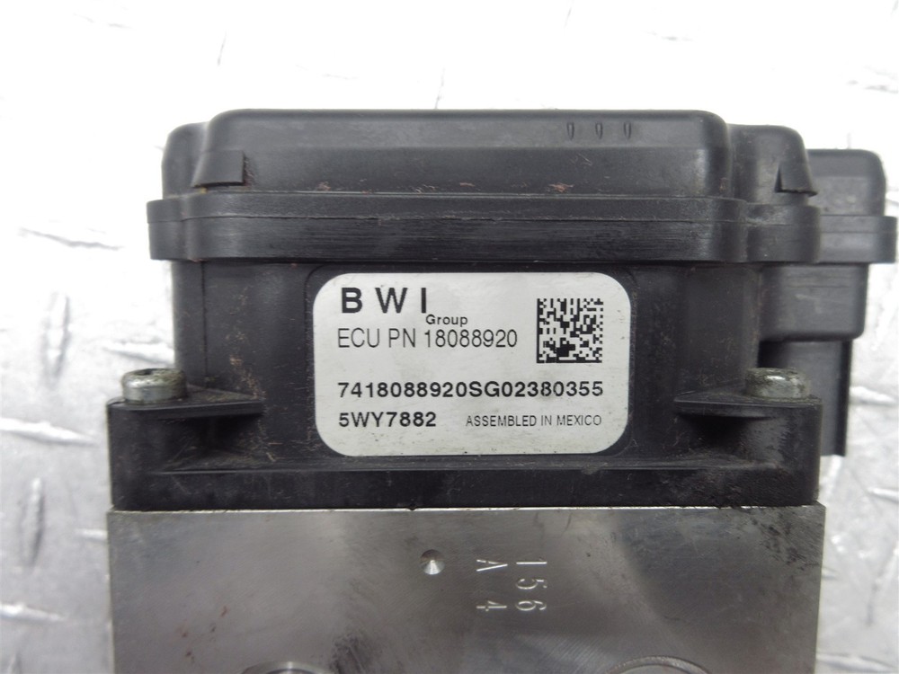 2011 Harley Davidson Road Glide FLTRX ABS Pump Brake Module Control Unit OEM