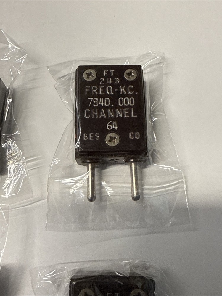 one FT243 quartz crystal 7840.000 KC from the list below: