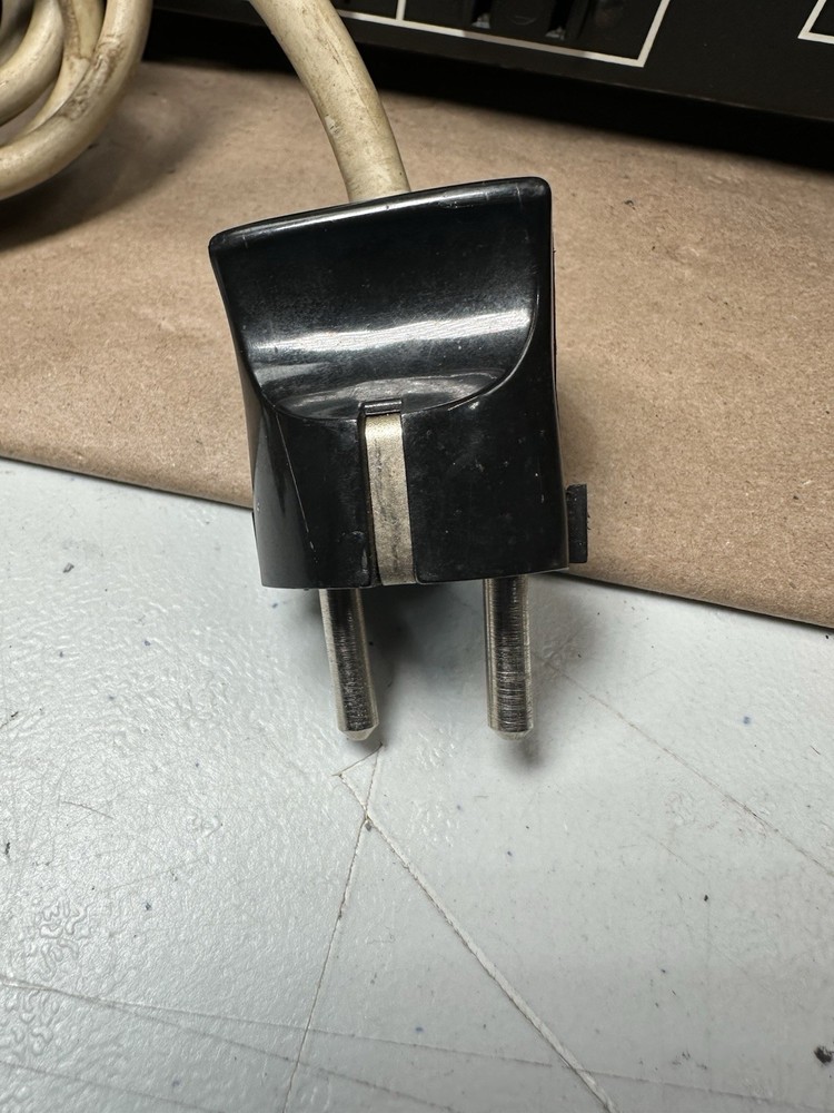 Marantz Model 1060 Stereo Amplifier Ships Fast!