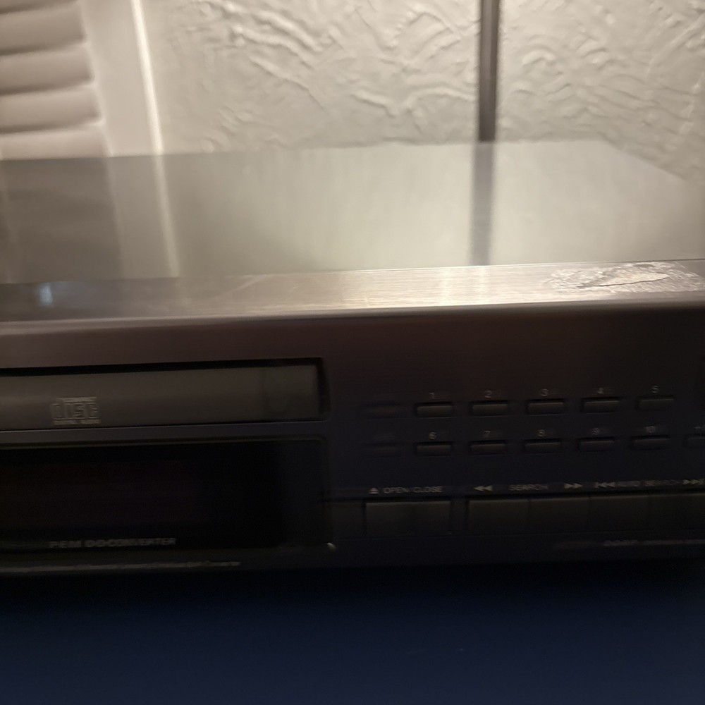 JVC XL-V161TN Compact Disc Player