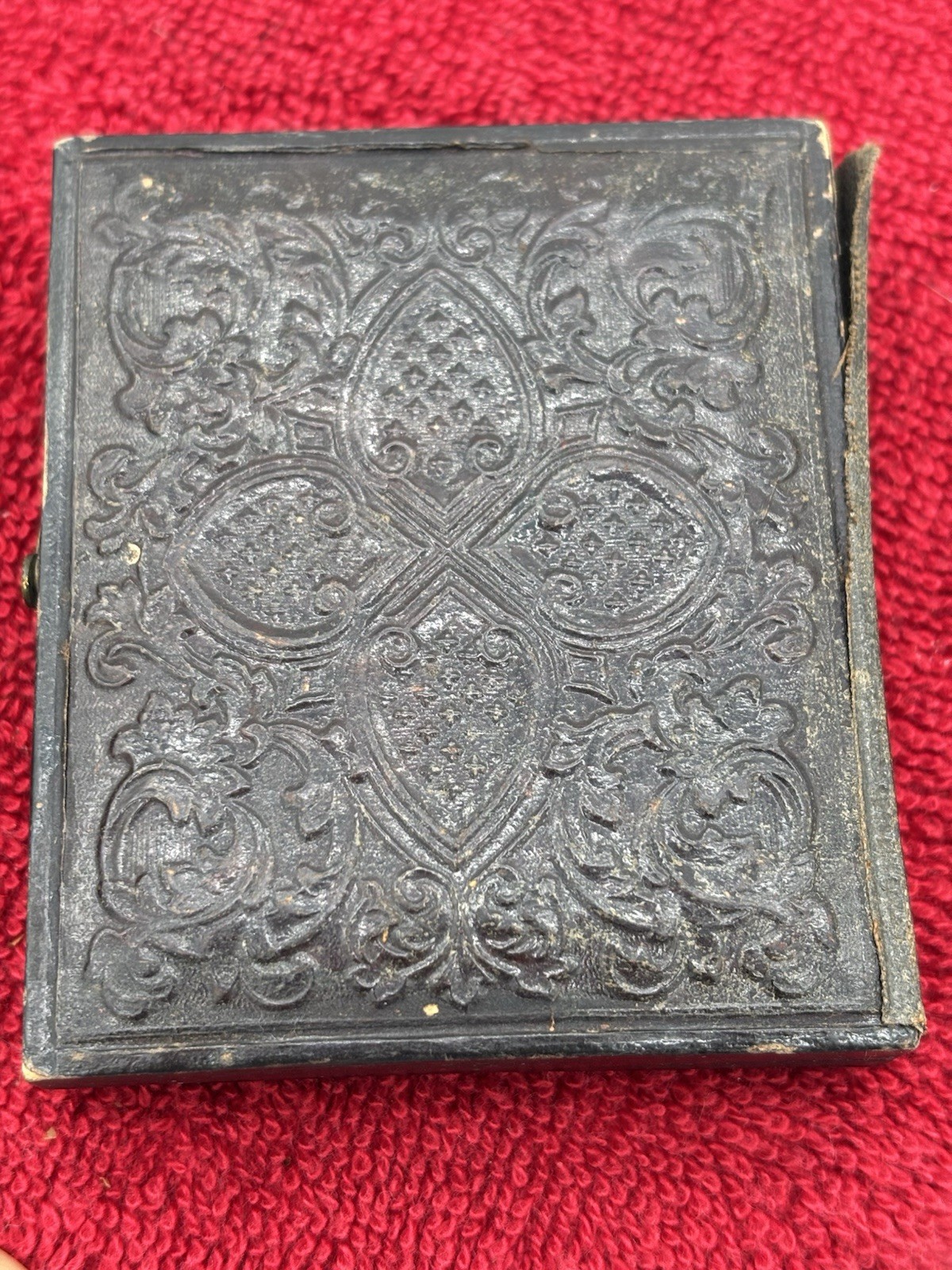 Antique Civil War Ambrotype Soldier “ The Union Now And Forever” Gold Frame Case