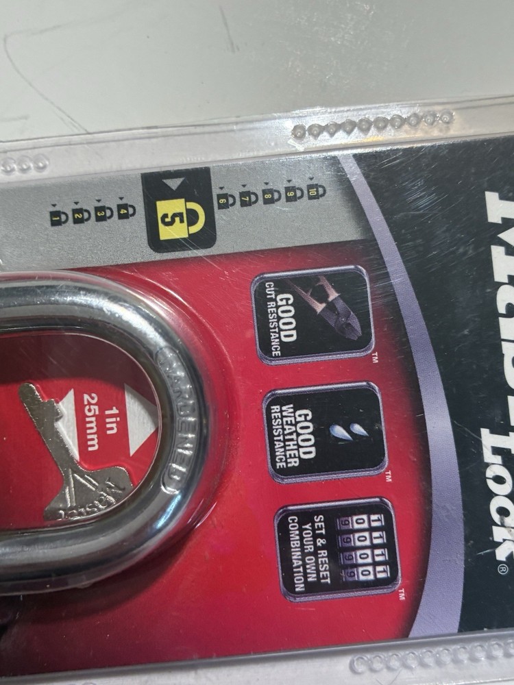 Master Lock 175D Combination Padlock Security Locker Combo R