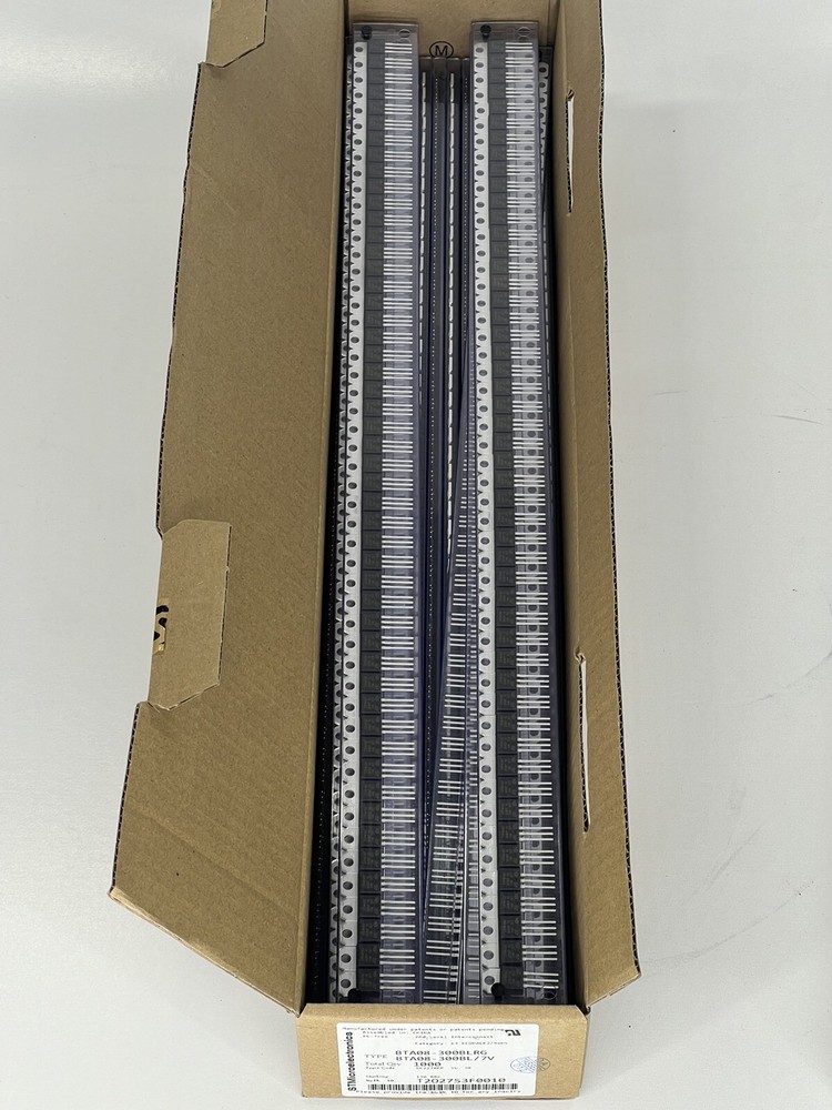 STMicroelectronics BTA08-300BLRG Triacs | 1000 Qty - NEW