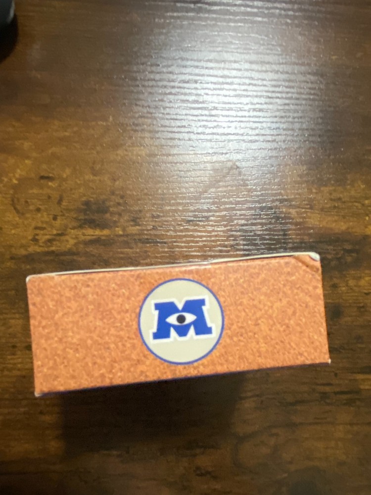Revolution DISNEY MONSTERS UNIVERSITY Mike Highlighter Mirror Compact