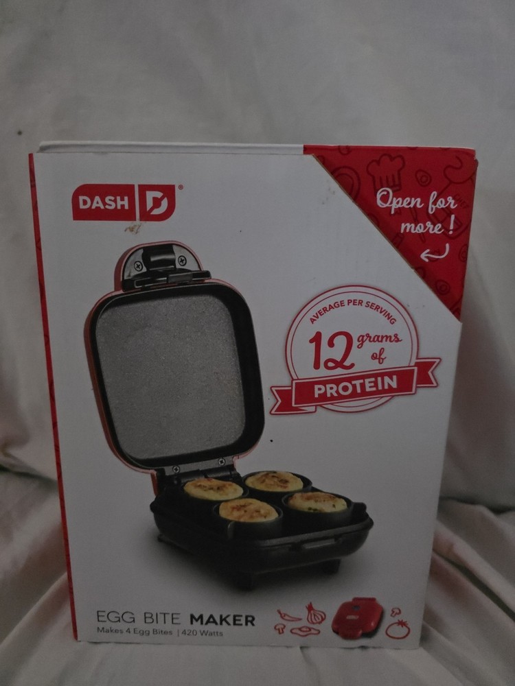 NIB Red Dash Egg Bite Maker Fast Heating